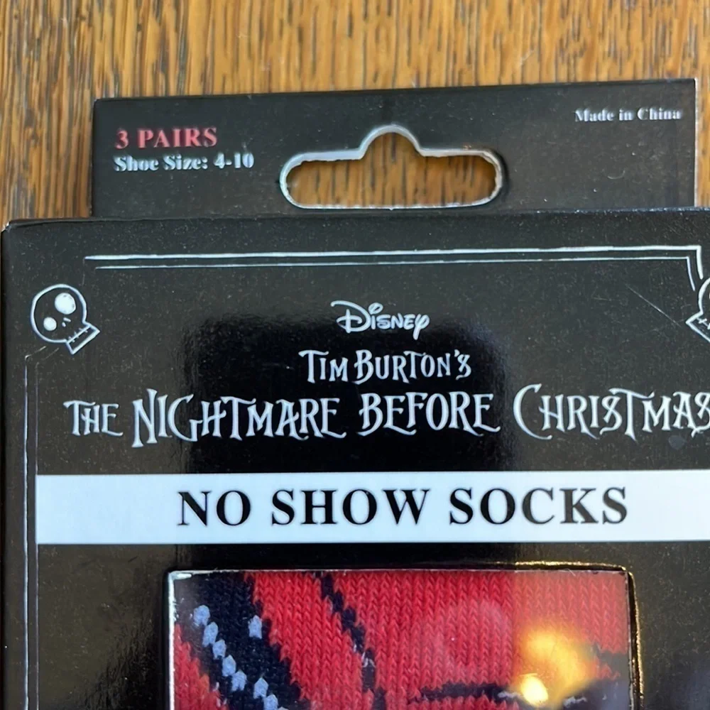 NEW IN BOX Disney Nightmare Before Christmas No Show Socks, 3pack